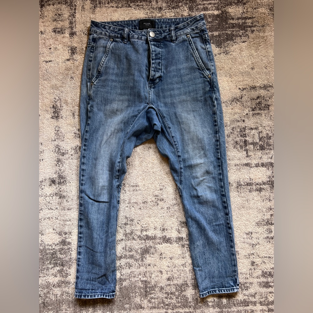 Drop crotch jeans